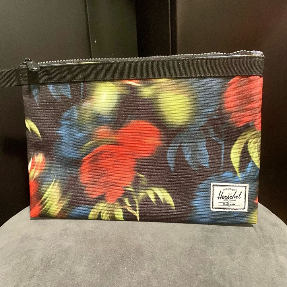Pouch - Picture 2 of 2